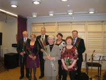 Syntymäpäiväsankarit keväällä 2013. Jorma Kukkonen, Irma Ambler, Eero Lamminpää, Ritva Suomi, Pirkko Barck, Paula Niemi, Martti Turtio.